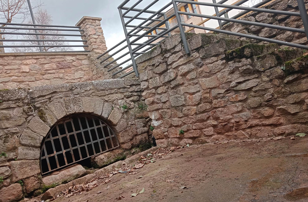 Fuente Cerrada