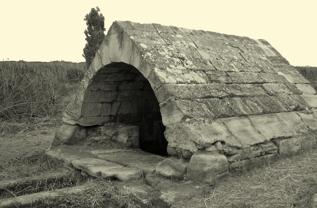 Fuente de piedra